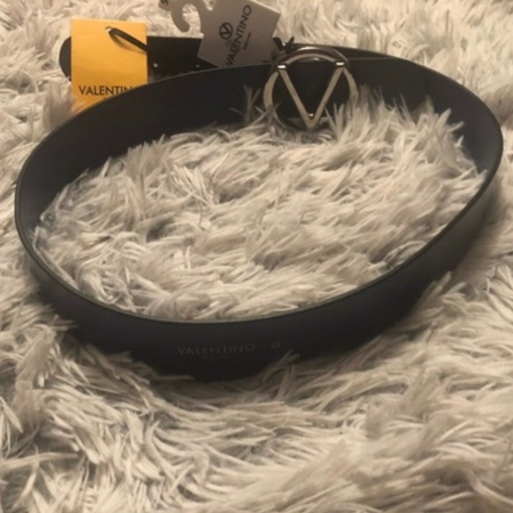 Women Valentino Belt LARGE Size..
